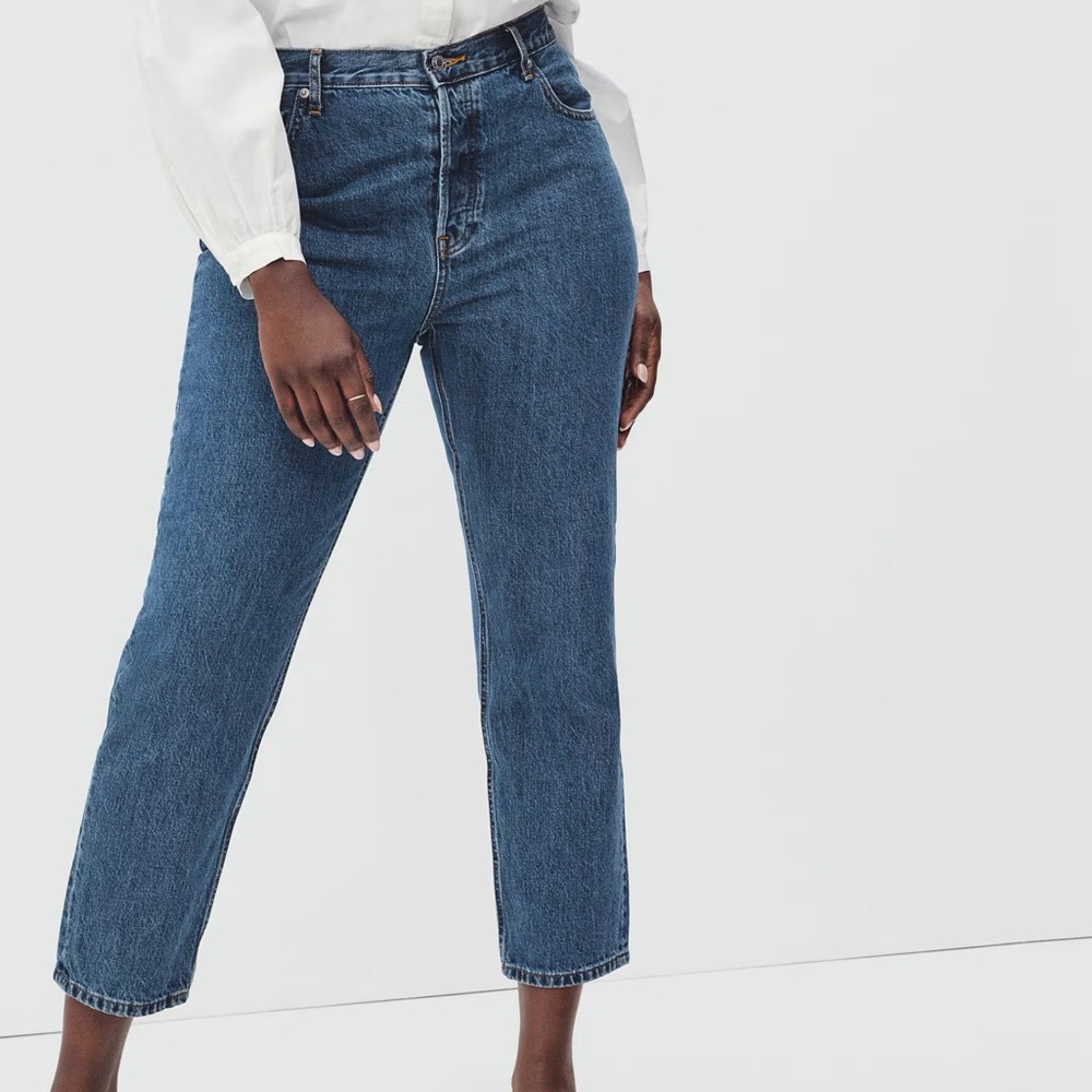 Everlane The Curvy '90s Cheeky Straight Blue Wash Jean